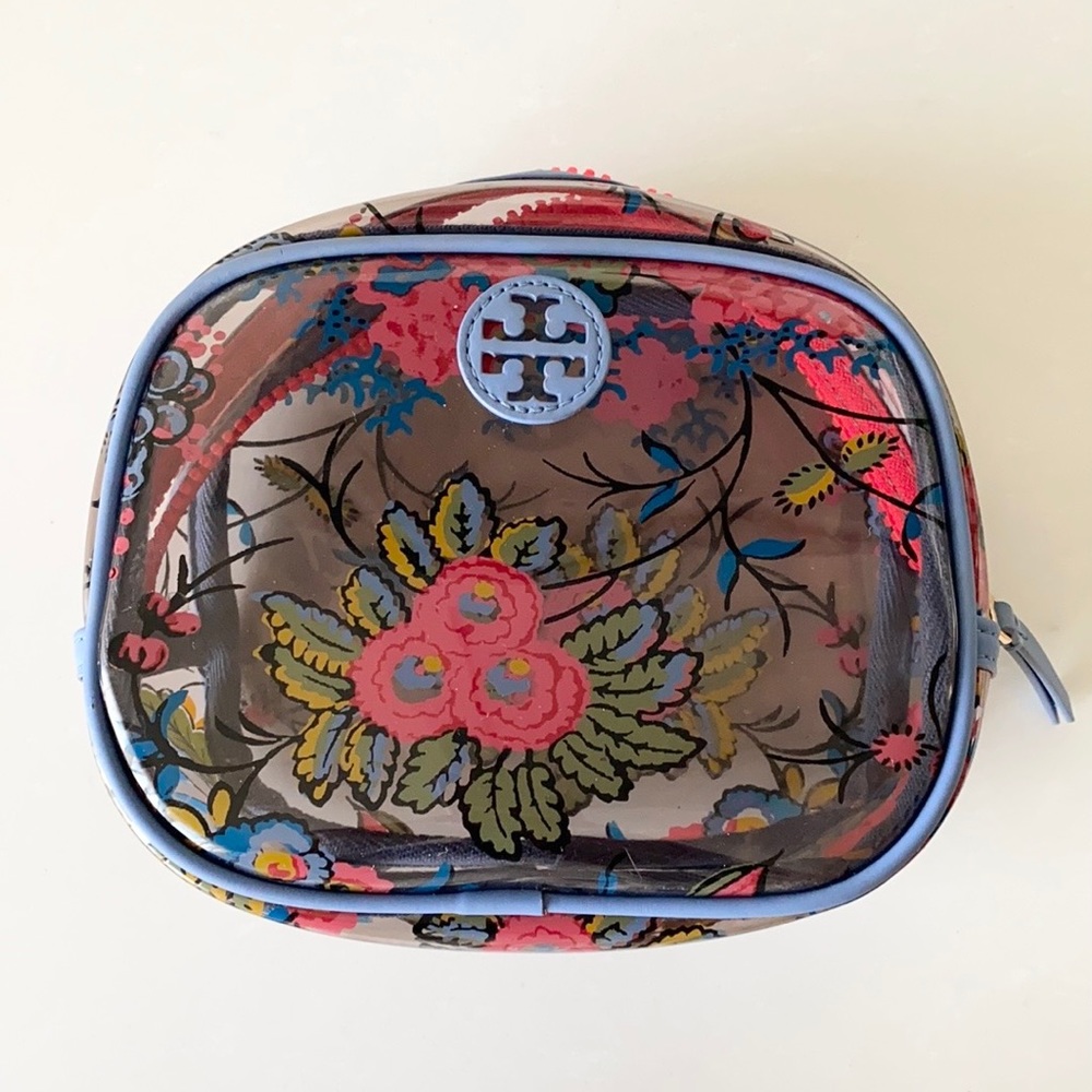 ❤️… Tory Burch Cosmetics Bag